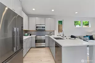 6834 47th Ave NE, Seattle, WA 98115 - Photo 7