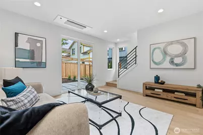 6834 47th Avenue NE, Seattle, WA 98115 - Photo 11