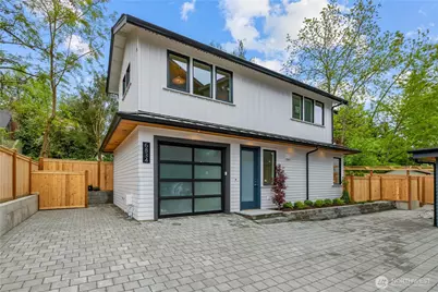 6834 47th Avenue NE, Seattle, WA 98115 - Photo 1