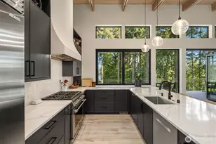 3216 168th Pl SE, Bellevue, WA 98008 - Photo 5