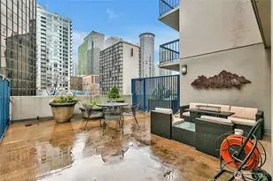 2100 3rd Ave, Seattle, WA 98121 - Photo 37