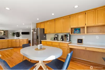 2423 240th Street SE, Bothell, WA 98021 - Photo 11