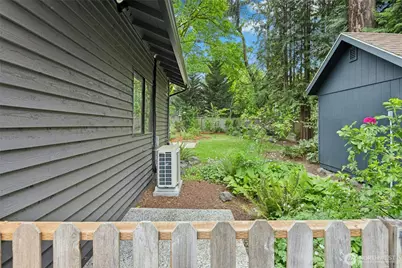 13038 NE 184th Place, Bothell, WA 98011 - Photo 31