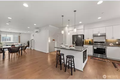 15729 NE 14th Aly, Bellevue, WA 98008 - Photo 9