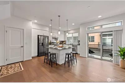 15729 NE 14th Aly, Bellevue, WA 98008 - Photo 11