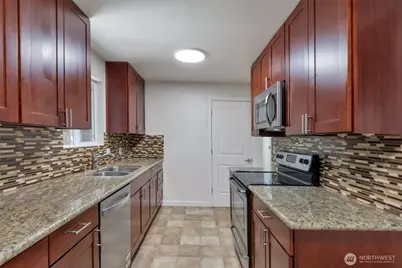 11229 29th Avenue SW, Seattle, WA 98146 - Photo 7