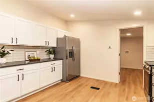 22014 130th St E, Bonney Lake, WA 98391 - Photo 31