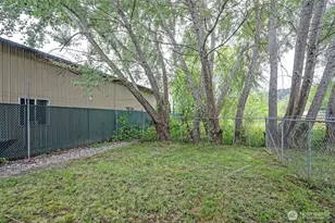 16313 64th St E, Sumner, WA 98390 - Photo 7