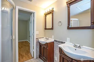 16313 64th St E, Sumner, WA 98390 - Photo 29