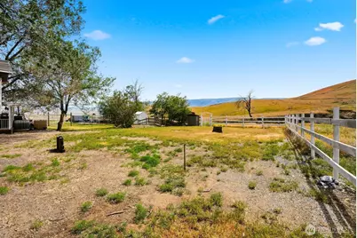 16800 State Hwy 241, Sunnyside, WA 98944 - Photo 25