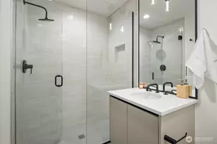 415 99th Ave NE, Bellevue, WA 98004 - Photo 5