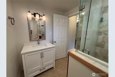 4502 E Bay Drive NW #B, Gig Harbor, WA 98335 - Photo 11