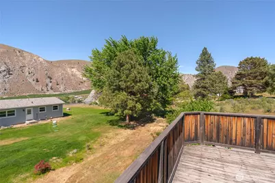 245 Lakeview Avenue, Orondo, WA 98843 - Photo 27