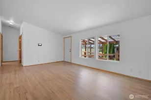 2400 Donovan Ave, Bellingham, WA 98225 - Photo 3