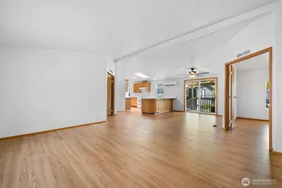 2400 Donovan Avenue #38A, Bellingham, WA 98225 - Photo 5