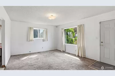 1107 E Chicago Street, Kent, WA 98030 - Photo 5