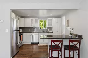 1025 S Prospect St, Tacoma, WA 98405 - Photo 11