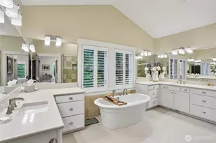 24827 NE 80th St, Redmond, WA 98053 - Photo 19