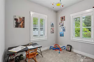 24827 NE 80th St, Redmond, WA 98053 - Photo 7