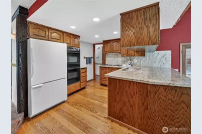 3306 217th Place SE, Sammamish, WA 98075 - Photo 9