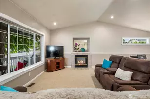 1010 Academy St, Sumner, WA 98390 - Photo 9