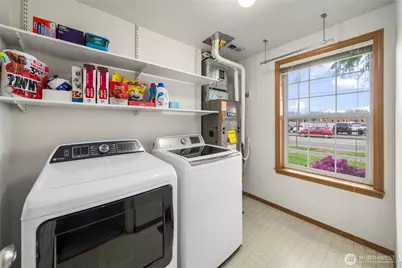 1010 Academy Street, Sumner, WA 98390 - Photo 27