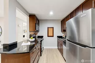 21305 48th Ave W, Mountlake Terrace, WA 98043 - Photo 9
