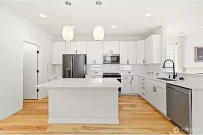 22503 70th Place W, Mountlake Terrace, WA 98043 - Photo 11