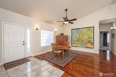 813 NW Sunburst Court, Moses Lake, WA 98837 - Photo 5