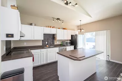 813 NW Sunburst Court, Moses Lake, WA 98837 - Photo 15