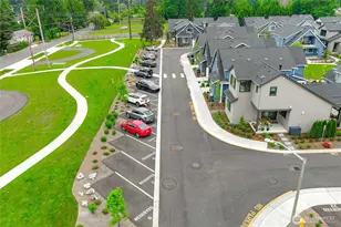 10329 135th Cir NE, Kirkland, WA 98033 - Photo 17
