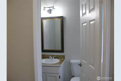 710 10th Street NE #D, Auburn, WA 98002 - Photo 11