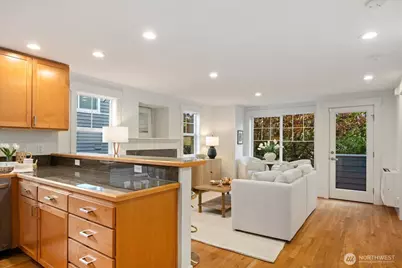 908 NW 85th Street, Seattle, WA 98117 - Photo 11