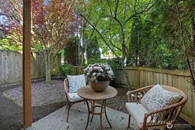 908 NW 85th Street, Seattle, WA 98117 - Photo 23