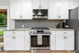 18104 NE 196th St, Woodinville, WA 98077 - Photo 11