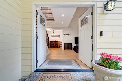 18104 NE 196th Street, Woodinville, WA 98077 - Photo 5