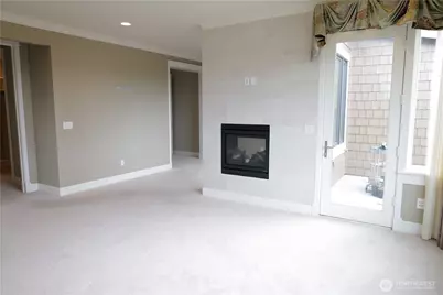9723 NE 13th Street, Clyde Hill, WA 98004 - Photo 13