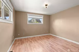505 W Young St, Elma, WA 98541 - Photo 15