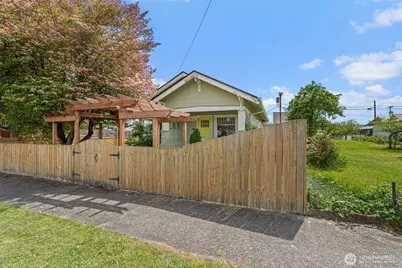 505 W Young Street, Elma, WA 98541 - Photo 3