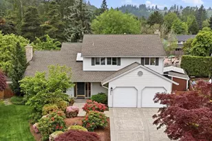 19213 SE 46th Pl, Issaquah, WA 98027 - Photo 1