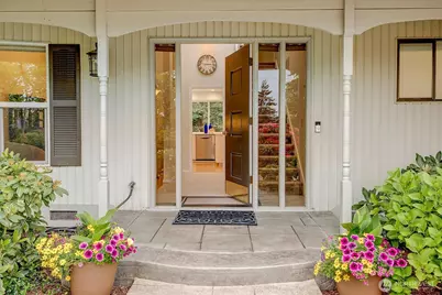 19213 SE 46th Place, Issaquah, WA 98027 - Photo 3