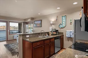 322 W Woodin Ave, Chelan, WA 98816 - Photo 9