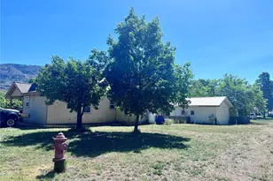 616 4th St, Oroville, WA 98844 - Photo 17
