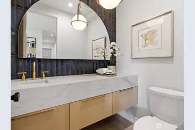 8216 23rd Avenue NE, Seattle, WA 98115 - Photo 17