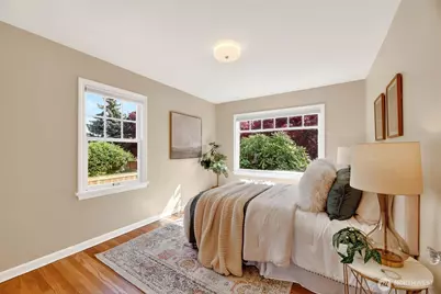 3245 45th Avenue SW, Seattle, WA 98116 - Photo 13
