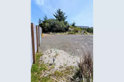 235 Marine View Drive SW SW, Ocean Shores, WA 98569 - Photo 9