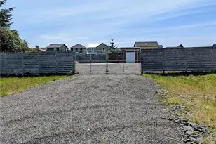 235 Marine View Dr SW SW, Ocean Shores, WA 98569 - Photo 1