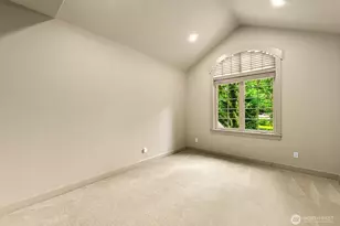 2112 104th Pl SE, Bellevue, WA 98004 - Photo 19