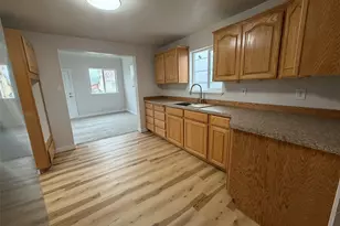 1009 W 1st St, Aberdeen, WA 98520 - Photo 7