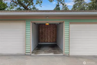 20215 15th Avenue NW #E, Shoreline, WA 98177 - Photo 35
